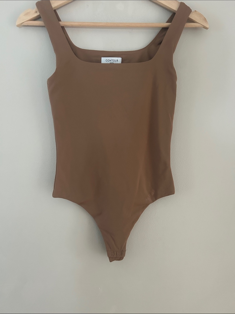 NWOT Aritzia contour body suit